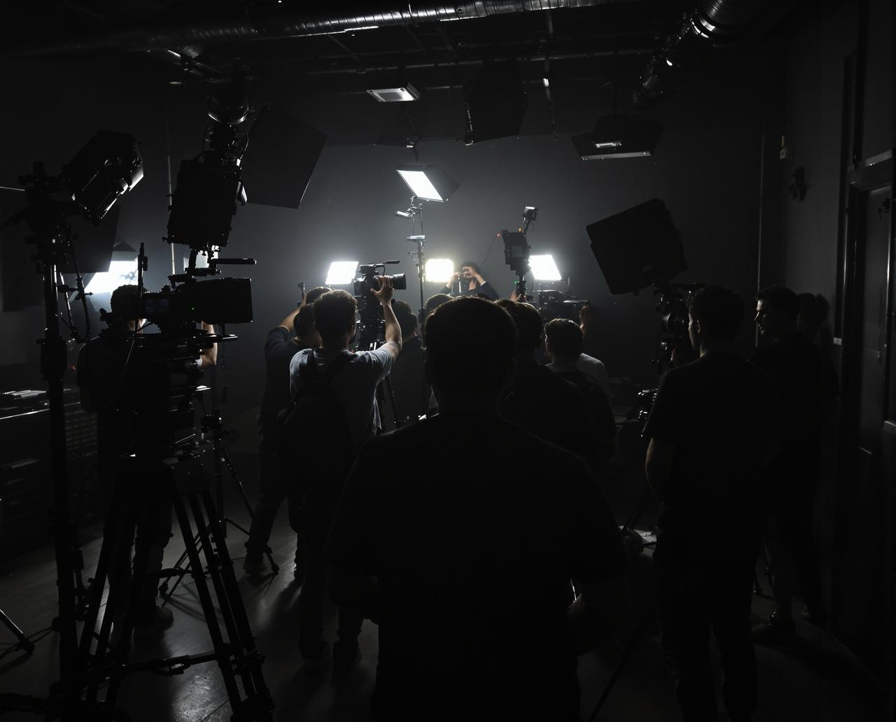 在线小视频制作团队